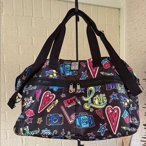 NWOT Brighton Love Scribble Round Tripper Duffle Set w/Two Accessory Zip Pouches